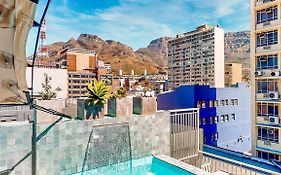 Urban Oasis Aparthotel